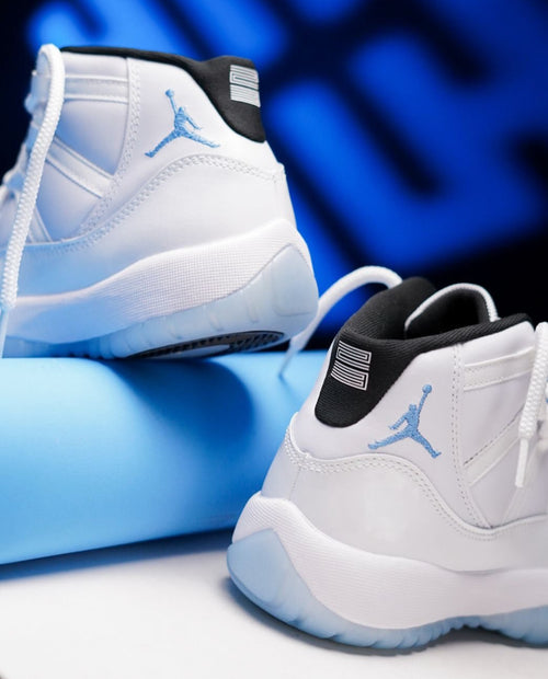 Air Jordan 11 Retro Legend Blue.