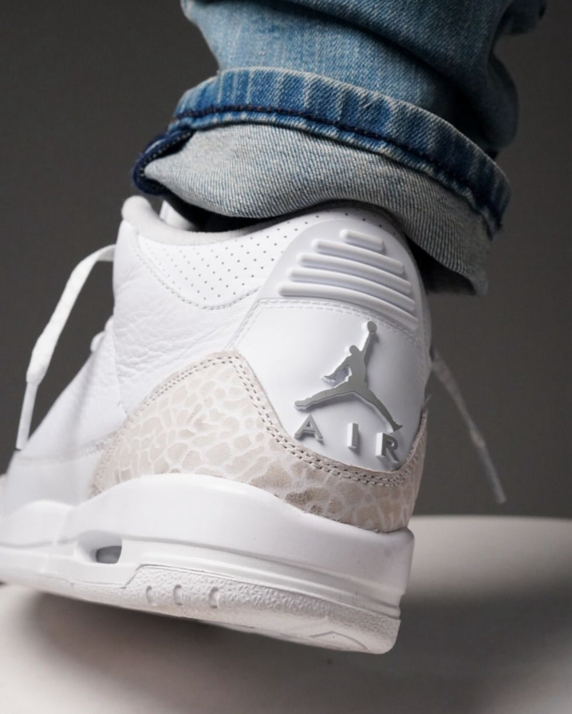 Air Jordan 3 "Pure Money"